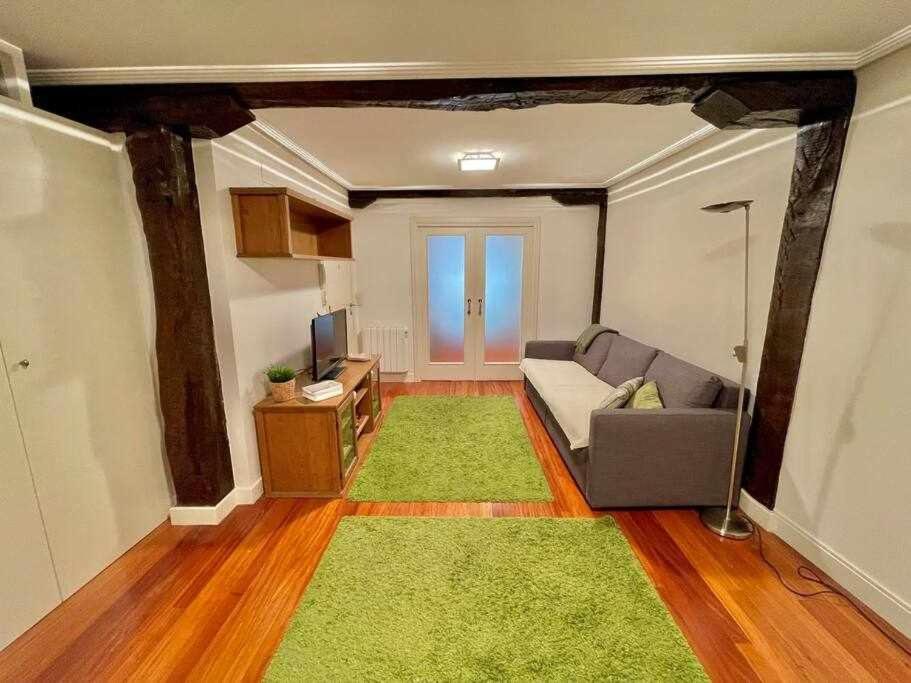 Andra Mari Etxea Apartamento En Parte Antigua Bermeo Ngoại thất bức ảnh